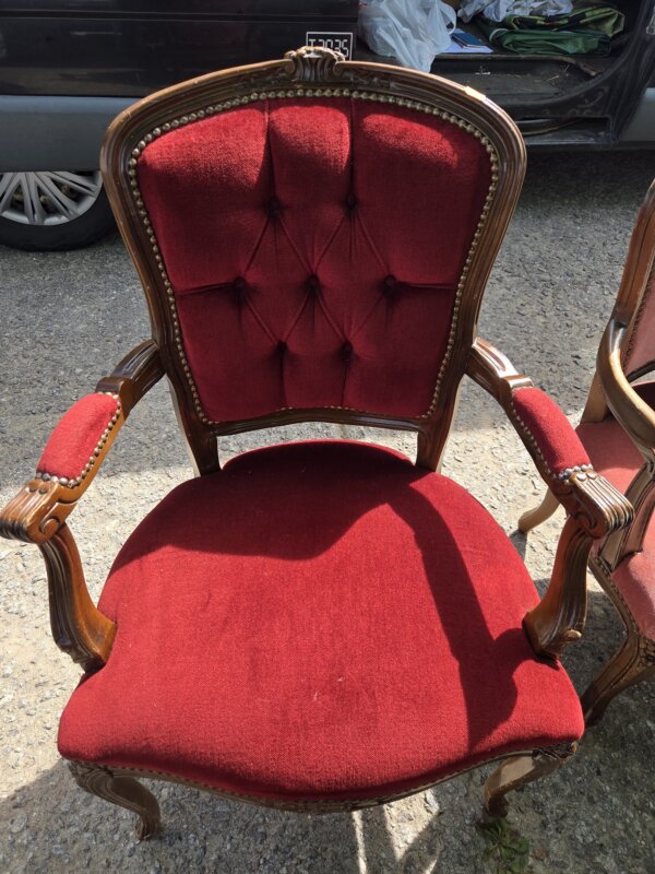 Punane tugitool 80 EUR
